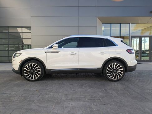 Certified 2022 Lincoln Nautilus Black Label w/ Class II Trailer Tow Package image 7