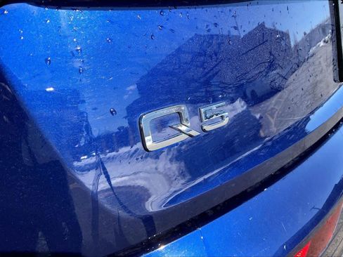 Used 2021 Audi Q5 Premium Plus w/ Premium Plus Package image 31