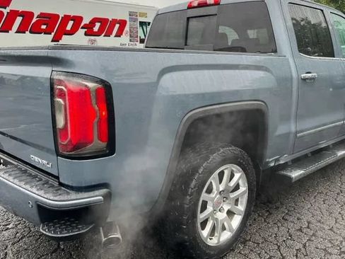 Used 2016 GMC Sierra 1500 Denali w/ Enhanced Driver Alert Package AWD/4WD image 9