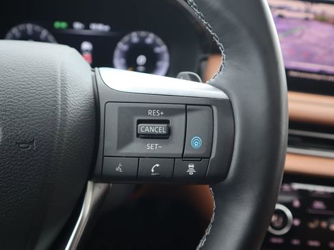 Used 2025 INFINITI QX60 Sensory w/ Vision Package image 23