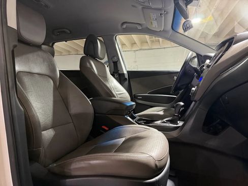Used 2014 Hyundai Santa Fe Limited AWD/4WD image 10