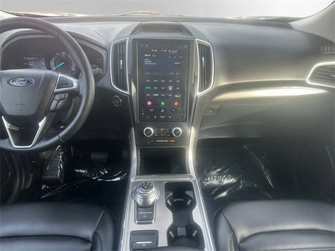 Used 2022 Ford Edge SEL w/ Convenience Package image 11