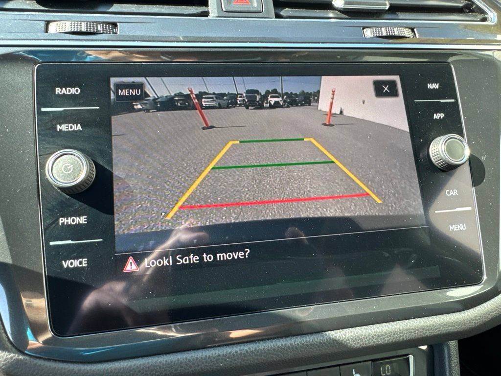 Used 2019 Volkswagen Tiguan SEL AWD/4WD image 22