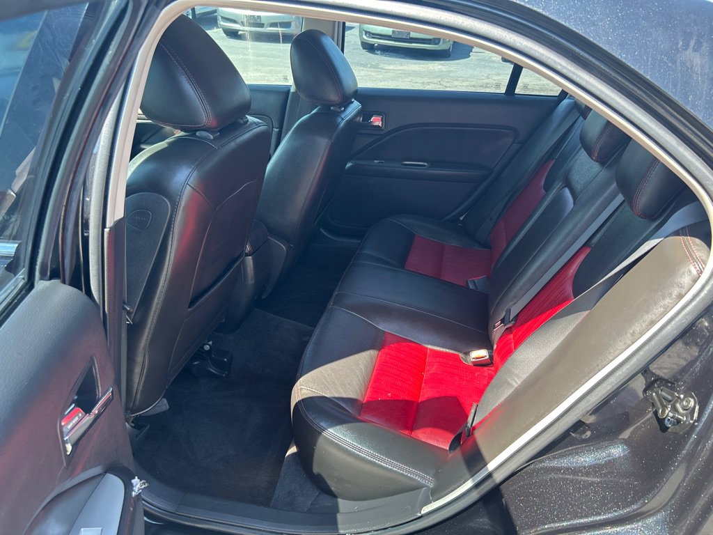 Used 2010 Ford Fusion Sport FWD image 10