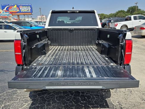 Used 2025 Toyota Tacoma SR RWD image 15