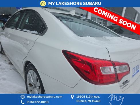 Used 2017 Subaru Legacy 2.5i Premium w/ Moonroof Package image 7