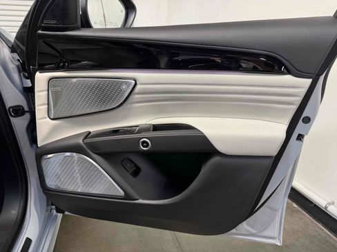 Used 2023 Maserati Grecale Modena image 83