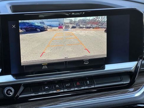 Used 2022 Chevrolet Silverado 1500 LT image 18