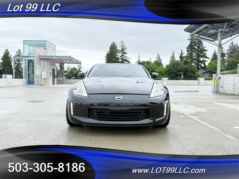 Used 2014 Nissan 370Z Touring w/ Navigation Package RWD image 8