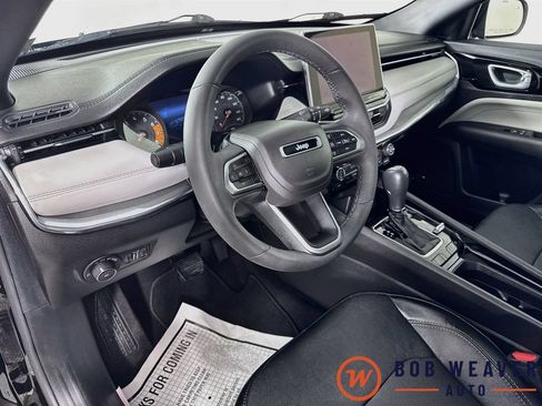 Used 2023 Jeep Compass Limited w/ Sun and Sound Group AWD/4WD image 11