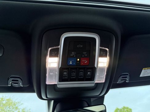 Used 2020 RAM 1500 Limited AWD/4WD image 22