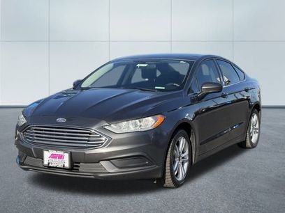 Used 2018 Ford Fusion SE w/ Fusion SE Technology Package