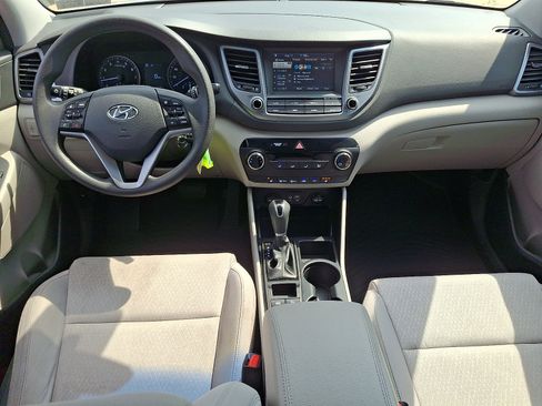 Used 2018 Hyundai Tucson SEL w/ Winter Package AWD/4WD image 15