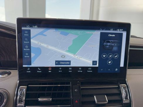 Used 2022 Lincoln Navigator Reserve AWD/4WD image 21