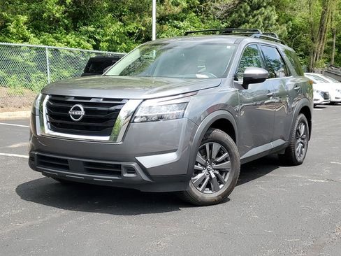 Certified 2022 Nissan Pathfinder SV AWD/4WD image 1