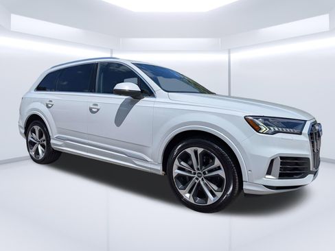 Certified 2023 Audi Q7 2.0T Premium Plus w/ Premium Plus Package AWD/4WD image 1