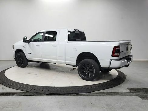 Used 2023 RAM 2500 Laramie AWD/4WD image 5