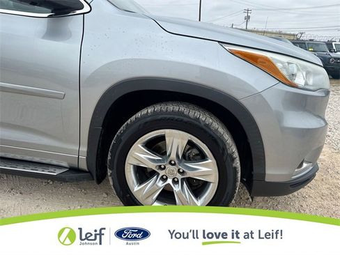Used 2015 Toyota Highlander Limited Platinum image 23