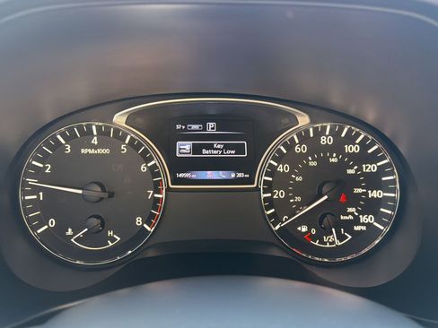 Used 2017 Nissan Pathfinder Platinum w/ Family Entertainment Package image 18