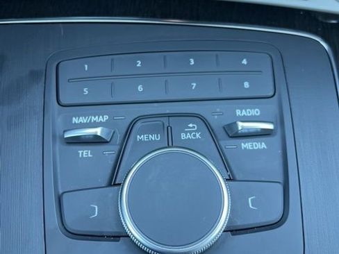 Used 2020 Audi Q5 2.0T Premium image 17