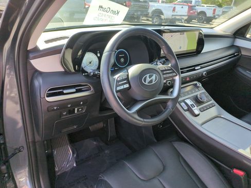 Used 2023 Hyundai Palisade SEL AWD/4WD image 14
