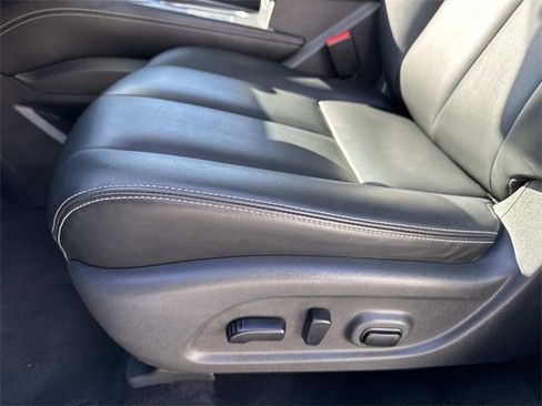 Used 2024 Nissan Murano SV w/ SV Midnight Edition Package image 17