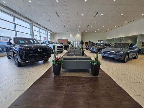 Used 2015 INFINITI Q40 Base w/ Moonroof Package image 13