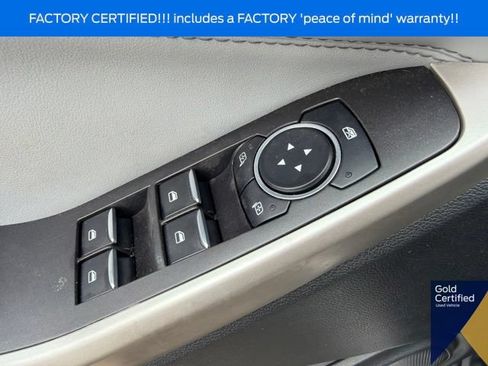 Used 2023 Ford Explorer XLT w/ Equipment Group 202A AWD/4WD image 27
