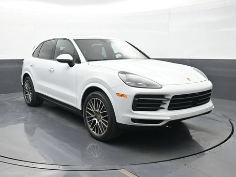 Certified 2023 Porsche Cayenne Platinum Edition AWD/4WD image 24