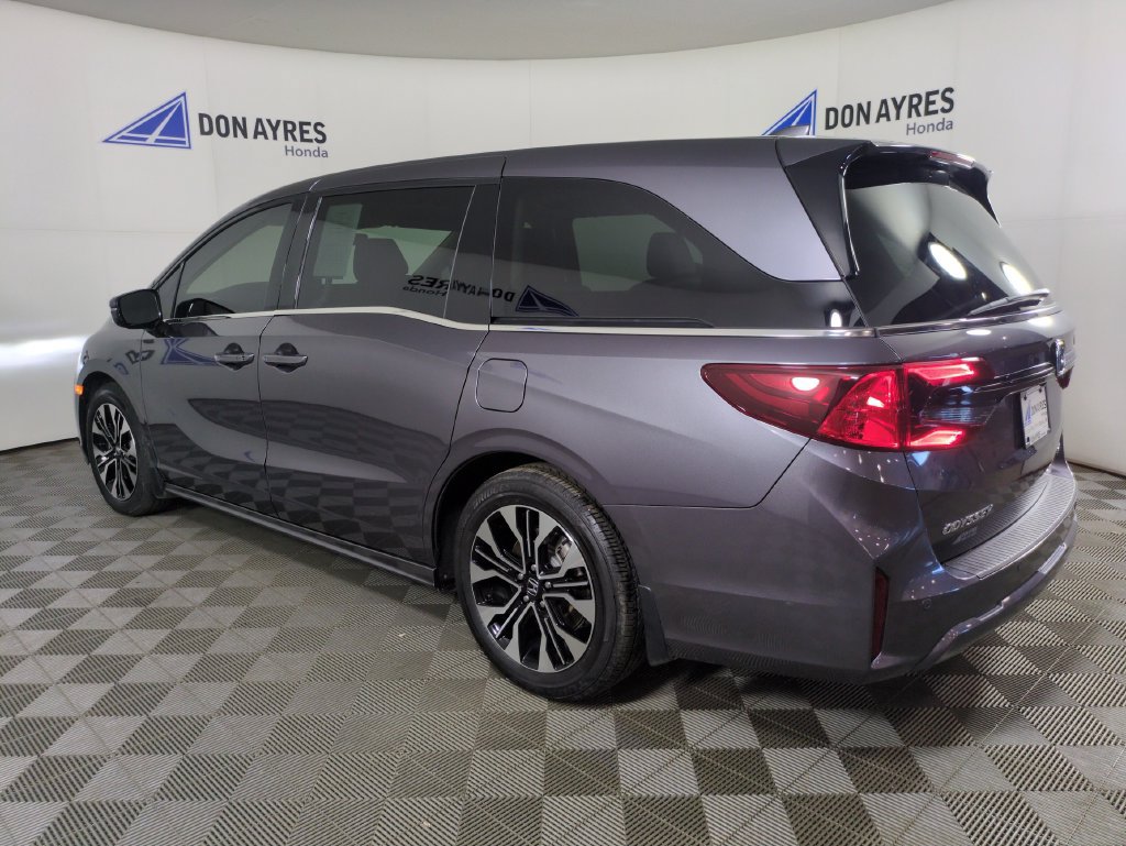 Certified 2026 Honda Odyssey Elite image 4