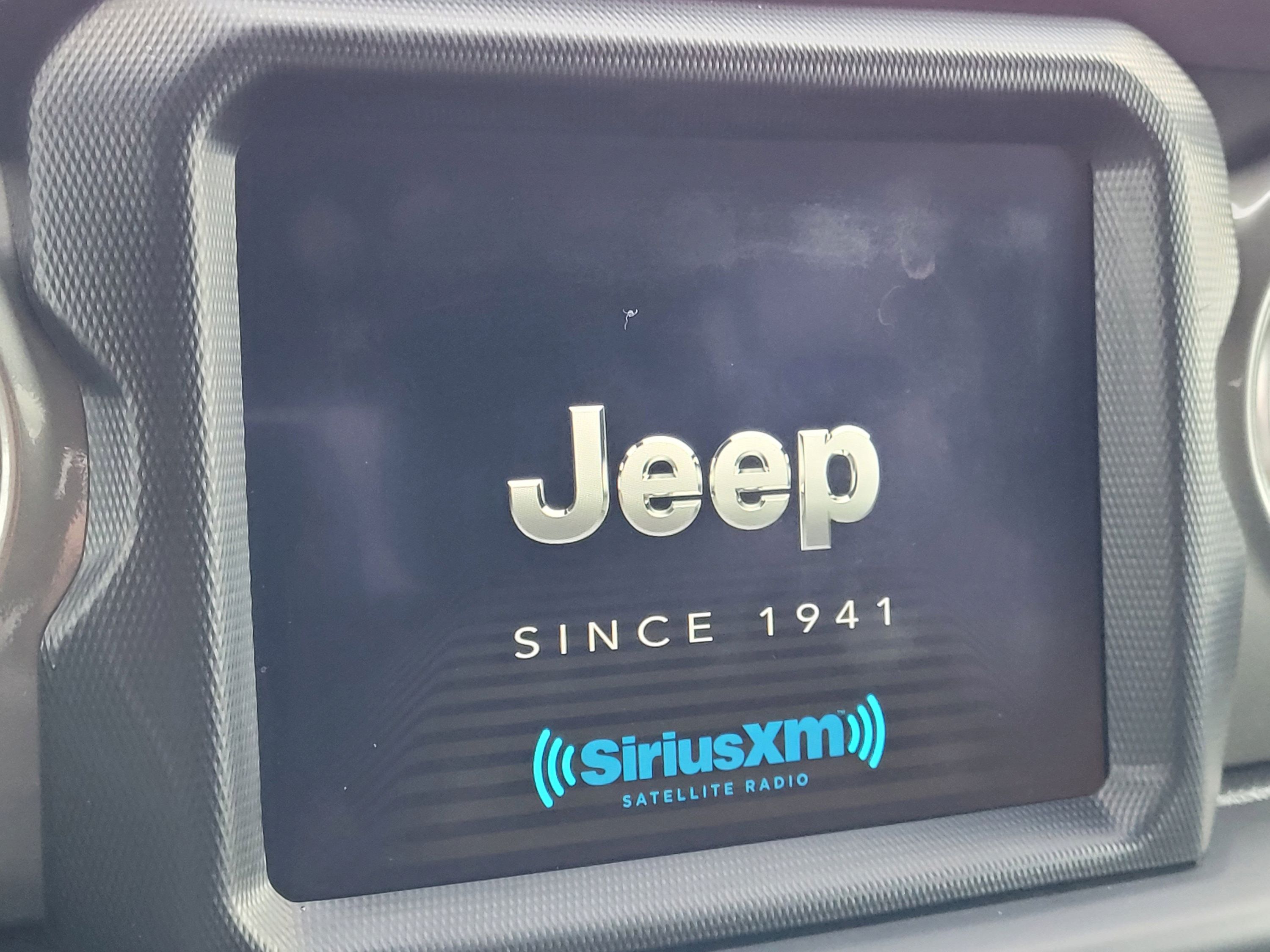Used 2023 Jeep Gladiator Overland AWD/4WD image 20
