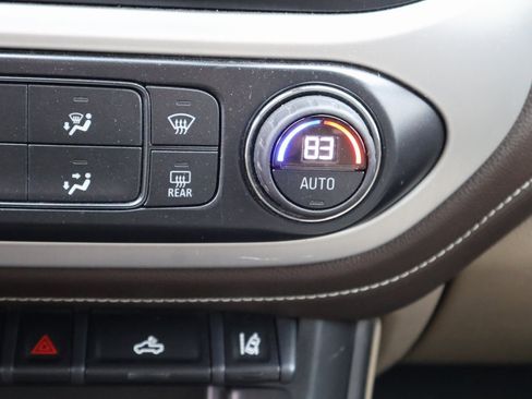 Used 2016 GMC Canyon SLE w/ SLE Convenience Package image 32