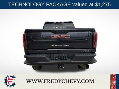 Used 2024 GMC Sierra 2500 AT4 w/ Technology Package image 7