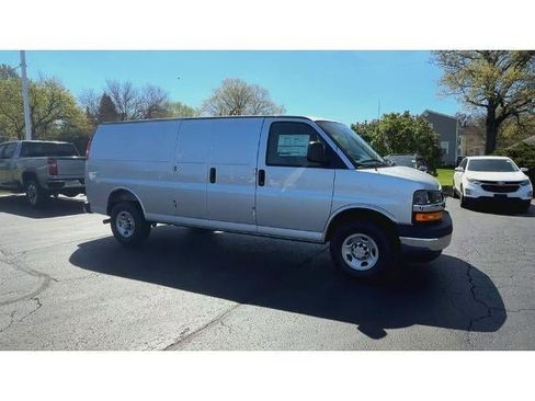 New 2026 Chevrolet Express 2500 Extended w/ Driver Convenience Package RWD image 2
