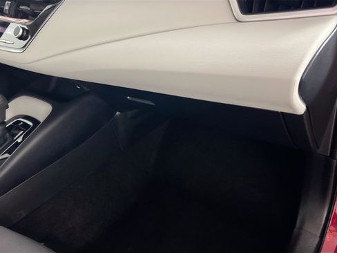 Used 2026 Toyota Corolla LE FWD image 33