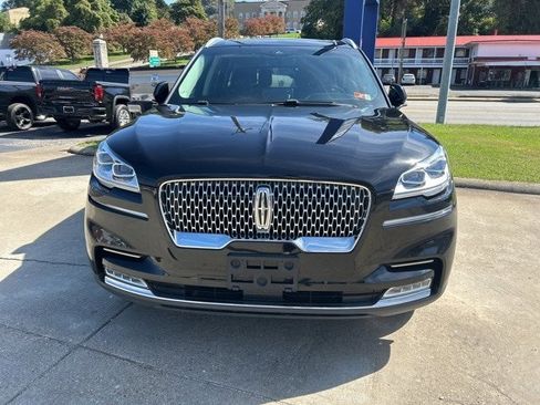 Used 2020 Lincoln Aviator Reserve w/ Equipment Group 201A image 2