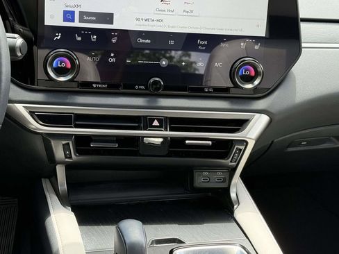 Used 2023 Lexus RX 350 Premium w/ Accessory Package (Z1) AWD/4WD image 18