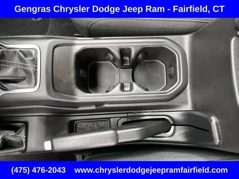 Used 2024 Jeep Wrangler Unlimited AWD/4WD image 54