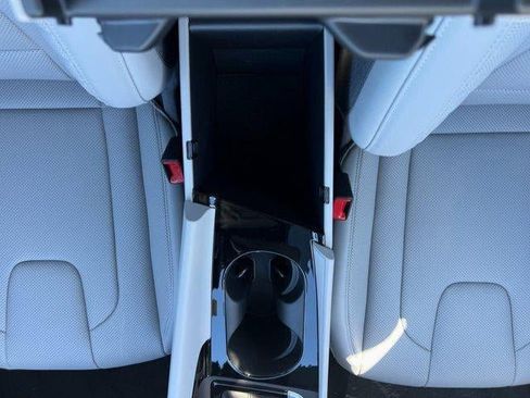 New 2026 Hyundai Elantra Limited FWD image 78