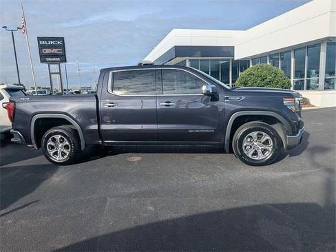 Used 2024 GMC Sierra 1500 SLT image 3