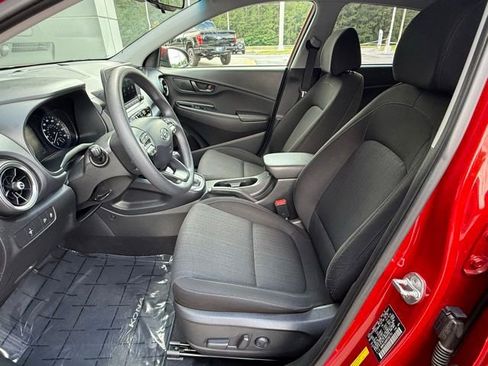 Used 2023 Hyundai Kona SEL FWD image 11