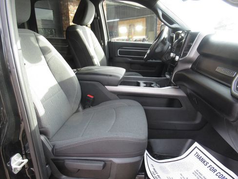 Used 2024 RAM 2500 Big Horn w/ Night Edition image 8