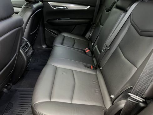 Used 2019 Cadillac XT5 Luxury image 21