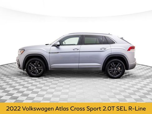 Used 2022 Volkswagen Atlas Cross Sport SEL R-Line image 2