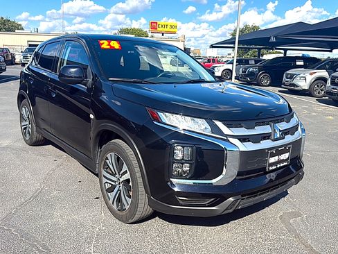 Used 2024 Mitsubishi Outlander Sport ES AWD/4WD image 2