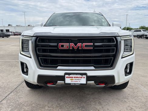 Used 2024 GMC Yukon XL AT4 w/ AT4 Premium Plus Package image 5
