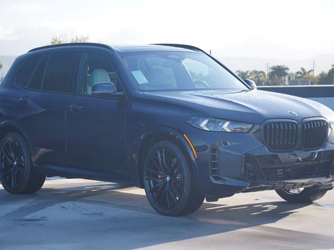 New 2026 BMW X5 xDrive40i w/ M Sport Package image 3