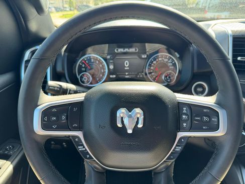 Used 2025 RAM 1500 Big Horn AWD/4WD image 17