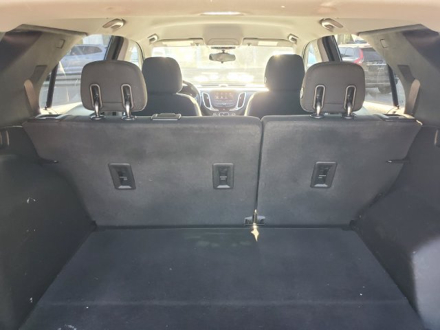 Used 2020 Chevrolet Equinox LT FWD image 29