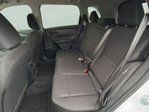 Certified 2025 Nissan Rogue S FWD image 16